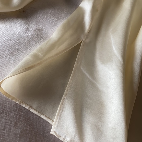 100% Silk Tibi Blouse - Picture 5 of 7